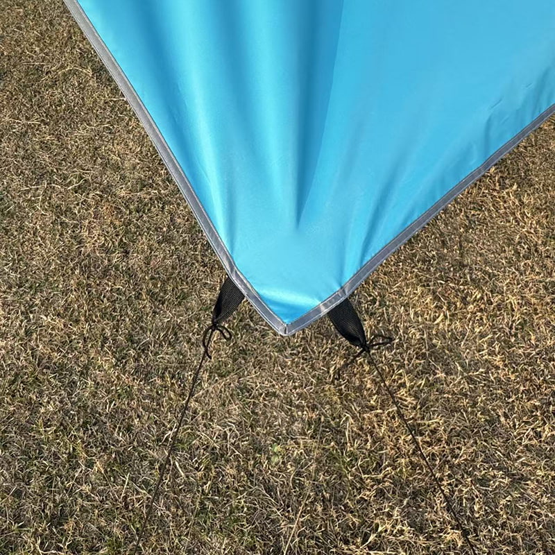 خيمة التخييم سرير شاحنة صغيرة في الهواء الطلق