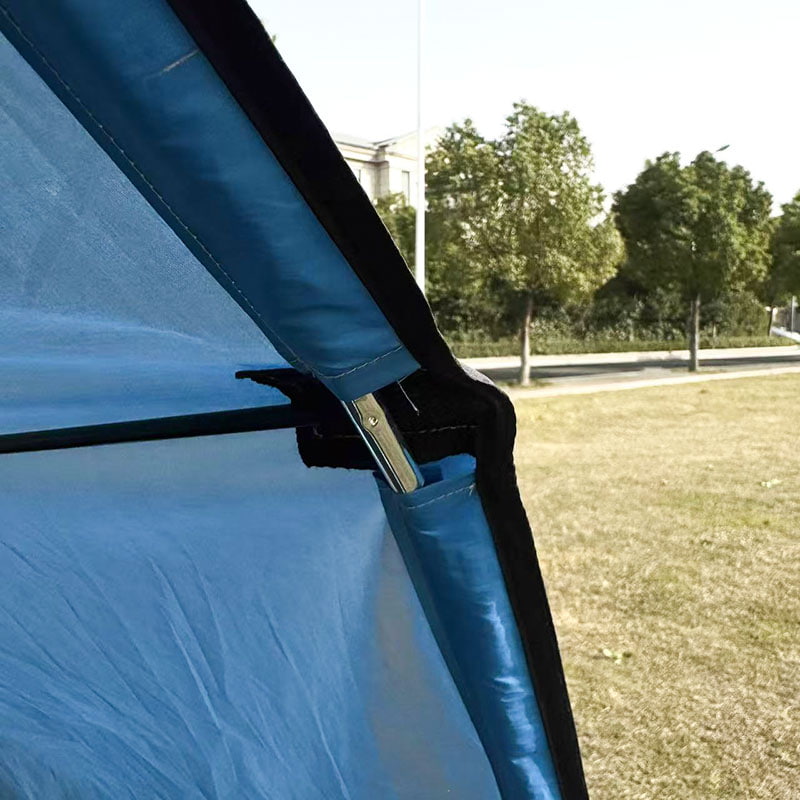 خيمة تخييم على الشاطئ في الهواء الطلق مع حصيرة أرضية متكاملة