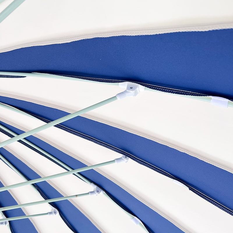 مظلة باغودا مرقعة باللونين الأزرق والأبيض بطول 2.5 متر